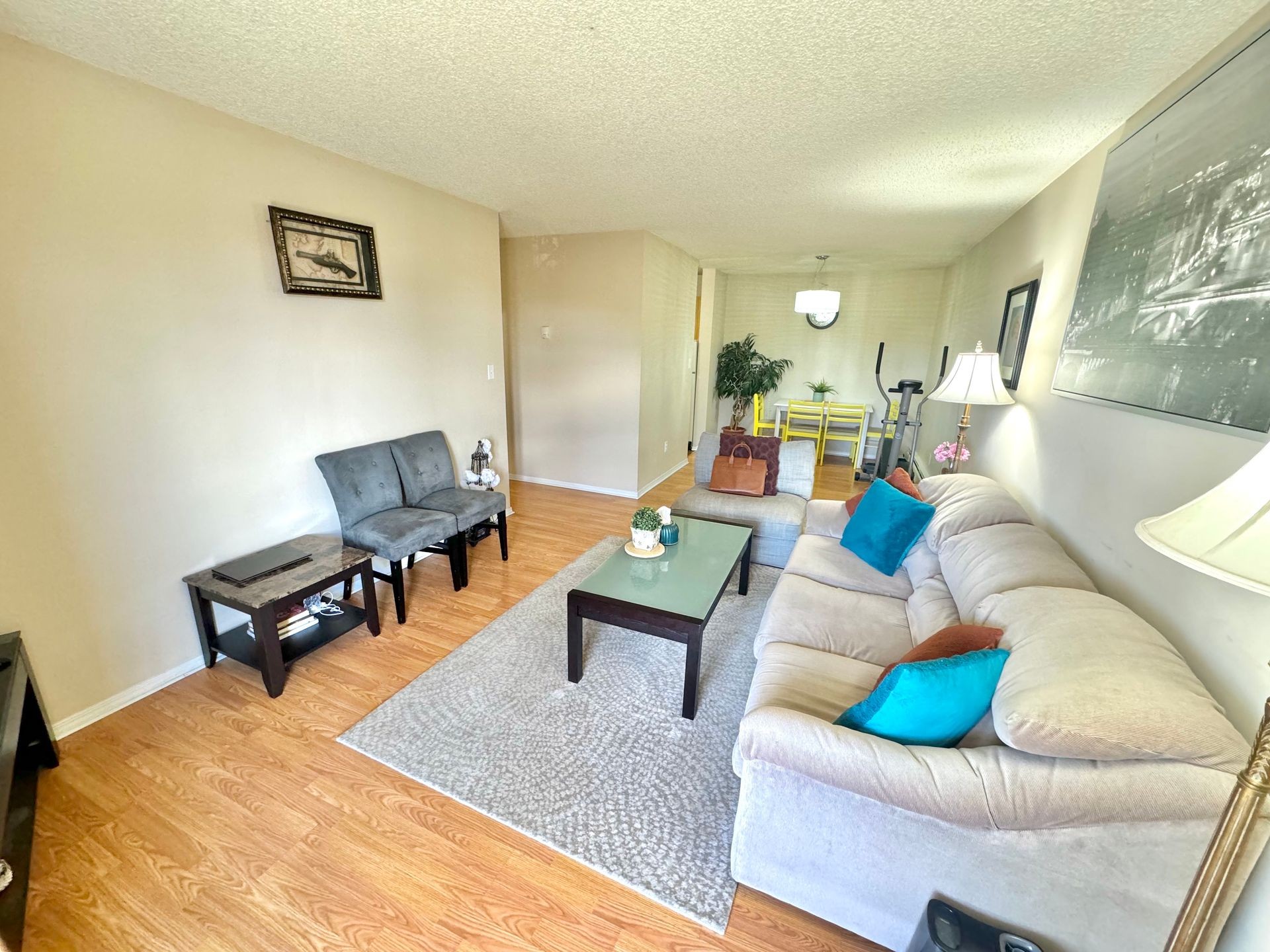 Apartment in Millwoods